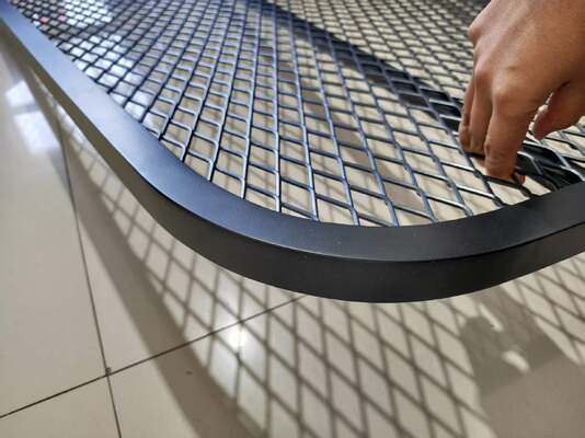 Pencere Kuyu Kapakları İçin Özelleştirilmiş Toz Boyalı Galvanizli Genişletilmiş Metal Hasır