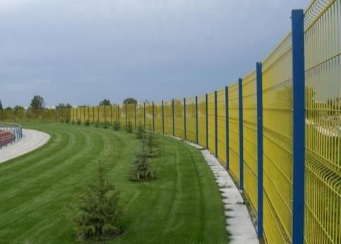 3D Galvanizli Kaynaklı Tel Örgü Çit 50x100mm 3.0mm Toz Boyalı