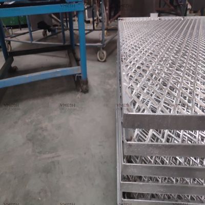 Dekoratif Mesh için Galvanizli Elmas Desenli Genişletilmiş Metal Ekran