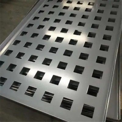Alüminyum delikli altıgen delikli delikli perforasyonlu ağ levhası 1 mm kalınlığı