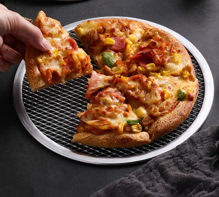 6-22 inç Alüminyum alaşımlı dikişsiz yuvarlak pizza ekran tepsisi