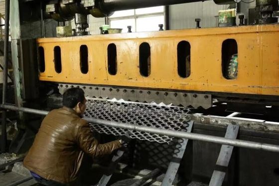 Galvanizli Elmas Çelik Hasır Çit Koruma Ağı