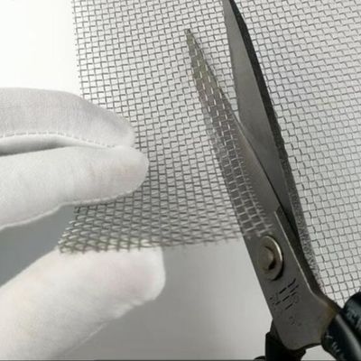 SS304 Siyah Renkli ve Gri Renkli Sivrisinek Ağı Pencere Ekranı