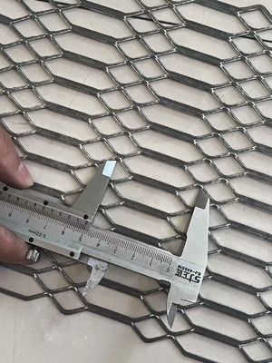 Modern Tasarım Sıcak Battırılmış Galvanizli Çelik Gotik Genişletilmiş Metal Maçı