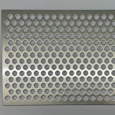 Toz kaplama mimari dış cepheler dekorasyon delikli alüminyum metal örgü