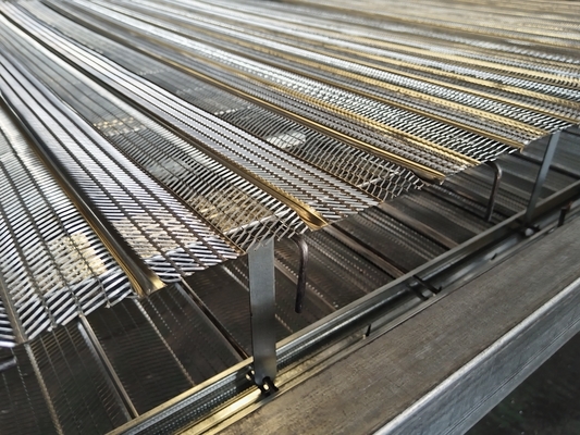 Galvanizli Genişletilmiş Metal Ağı Çimento döküm kalıbı yüzme havuzu inşaatı için