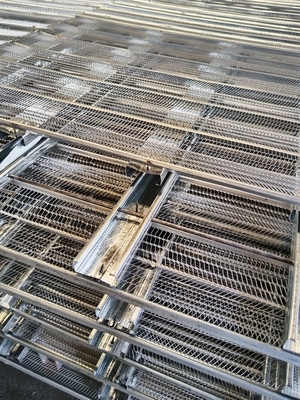 Beton için Galvanizli Çelik Konstrüksiyon Derz Kalıcı Kalıp Ağı