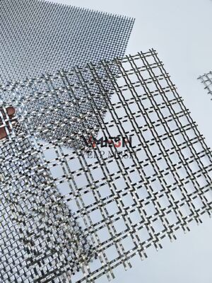 Dayanıklı Özelleştirilmiş Cephe Kaplama Duvar Dış ve İç Mekan Dış Mekan Metal Paslanmaz Çelik Güvenlik Dokuma Dekoratif Mimari Tel Örgü