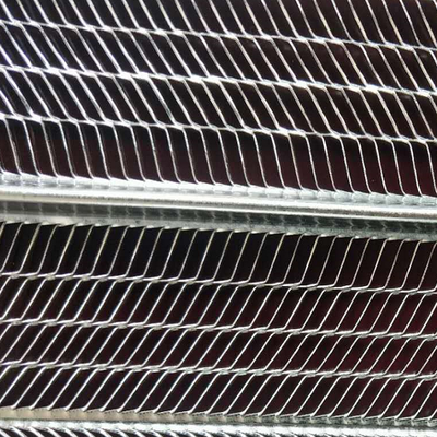 Korozyona dayanıklı Kaburga Çıtası Genişletilmiş Metal Galvanizli Sac Örgü