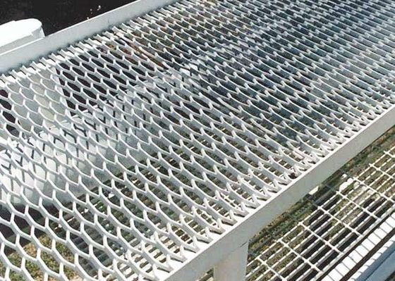 Ağır Güçlü Yürüyüş Yolları için Sıcak Dip Galvanize Genişletilmiş Metal ızgara