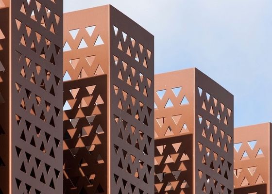 Filtreleme ve Dekorasyon için Özelleştirilmiş Delikli Metal Mesh Paneller