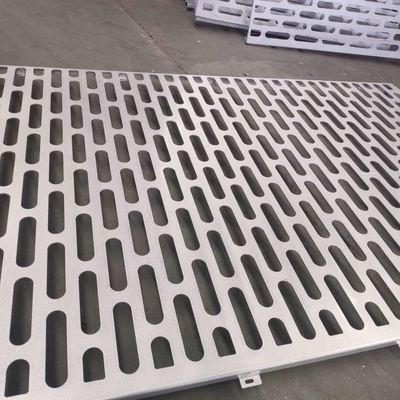Siyah Alüminyum Perforasyonlu Metal Plakası Perde Duvarı için 1.8mm