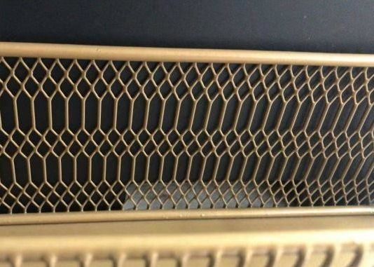 4 feet * 8 feet Genişletilmiş Metal Dekoratif Gotik Açı