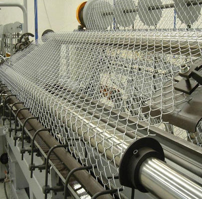 Spor sahaları için PVC kaplı siyah galvanizli zincir bağlantı çitleri