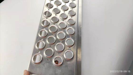 Yuvarlak Delikli Galvanizli Çelik Çatı Güvenlik Yürüme Yolu Izgarası