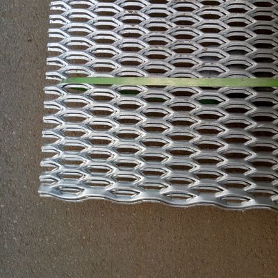 Eskrim Yükseltilmiş Genişletilmiş Metal Elmas Örgü Karbon Çelik 3.14lbs Izgara Izgarası