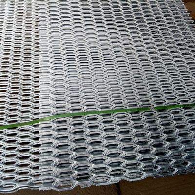 Ağır Güçlü Yükseltilmiş Demir Genişletilmiş Metal Açı 4x8 Çelik ızgaralar