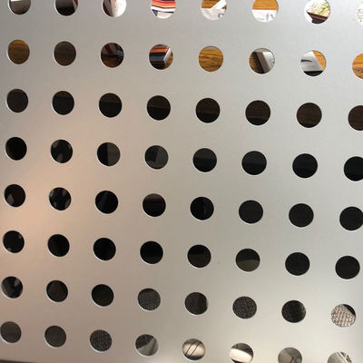 Balkon için 20 ölçümlü yuvarlak delikli perforasyonlu metal ağ levhası