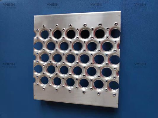 Yuvarlak Delik Geçit Kavrama Açıklığı Güvenlik Izgarası 450mm Aşınma Direnci