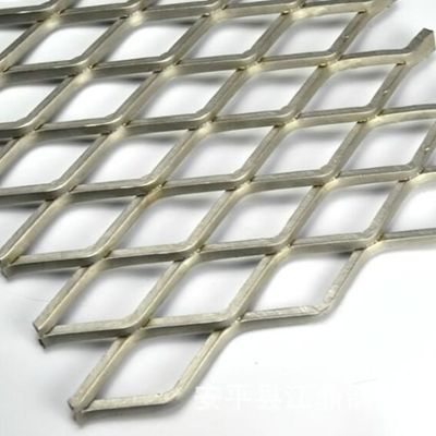 Kedi Yürüyüş Yolları için Ağır Hizmet Tipi 1.5mm Paslanmaz Çelik Genişletilmiş Metal Mesh