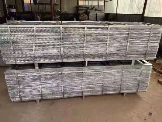 27*97 Galvanize Edilmiş Genişletilmiş Stucco Tel Metal Döşeme Yapıştırma Duvarı