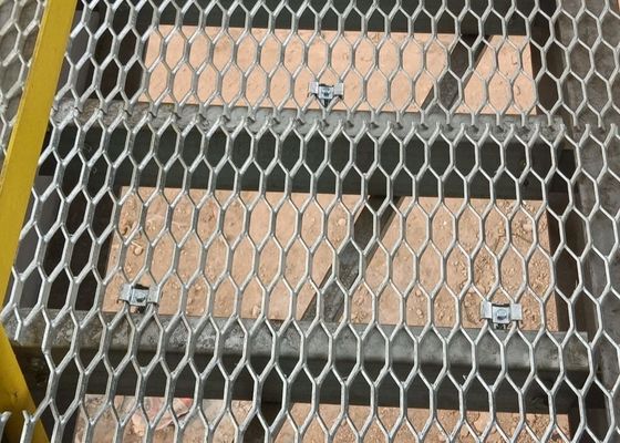 Platform için 4.5mm standart galvanizli çelik genişletilmiş sac