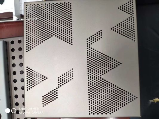 Dekoratif Galvanizing Perforated Metal Mesh 11?? 22 Ölçüm