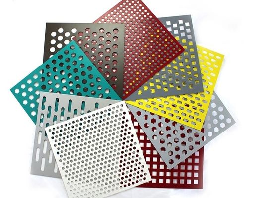 Mimari Dekoratif PVDF Delikli Metal Cepheler 1500*2500mm