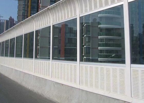 Otoyol Ses Geçirmez Delikli Metal Hasır 80mm 100mm Delikli Gürültü Bariyeri Panelleri