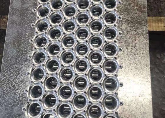 Çatı Üstü Solar Kaymaz İçin 3.0mm 3.5mm Alüminyum Geçit Izgarası