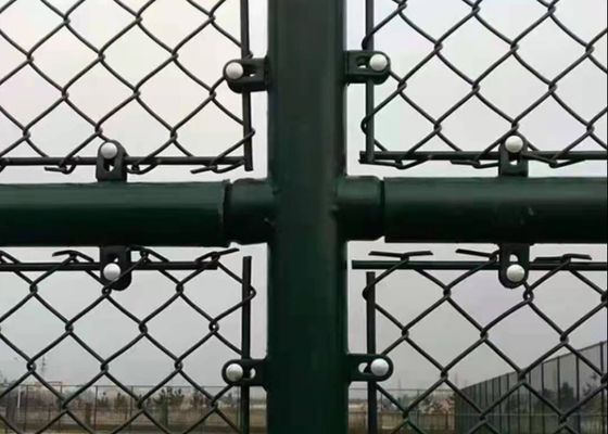 Geçici 25 * 25mm 50 * 50mm Mesh Galvanizli Zincir Bağlantı Çitleri İçin Spor Dosyaları