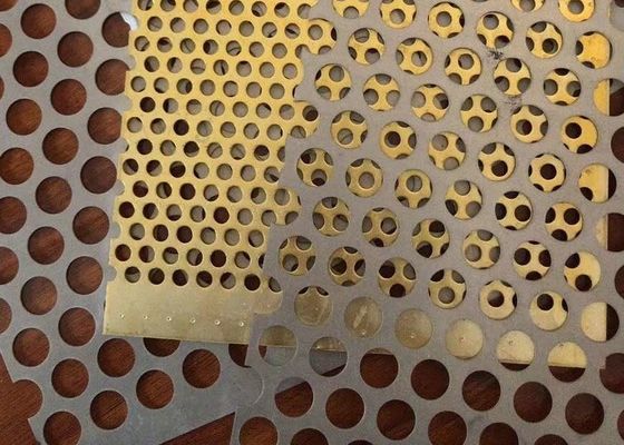 Anping Delikli Metal Hasır 1.5 * 3.0m Delikli Alüminyum Tavan Panelleri