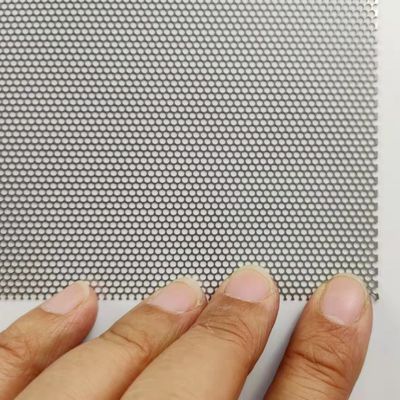 Paslanmaz Çelik 304 0,5 Mm Delikli Sac Mikro Yuvarlak Delikli Metal Izgara Filtre Ekranı