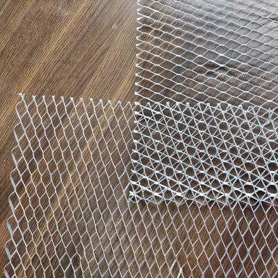 Genişletilmiş Kendinden Kürklü Kaburga Çıtası Galvanizli Elmas Örgü 2.5lbs