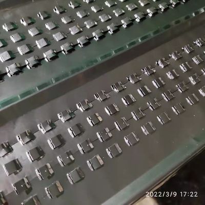 Sıcak Daldırma Galvanizli Kaburga Çıta Mesh Genişletilmiş